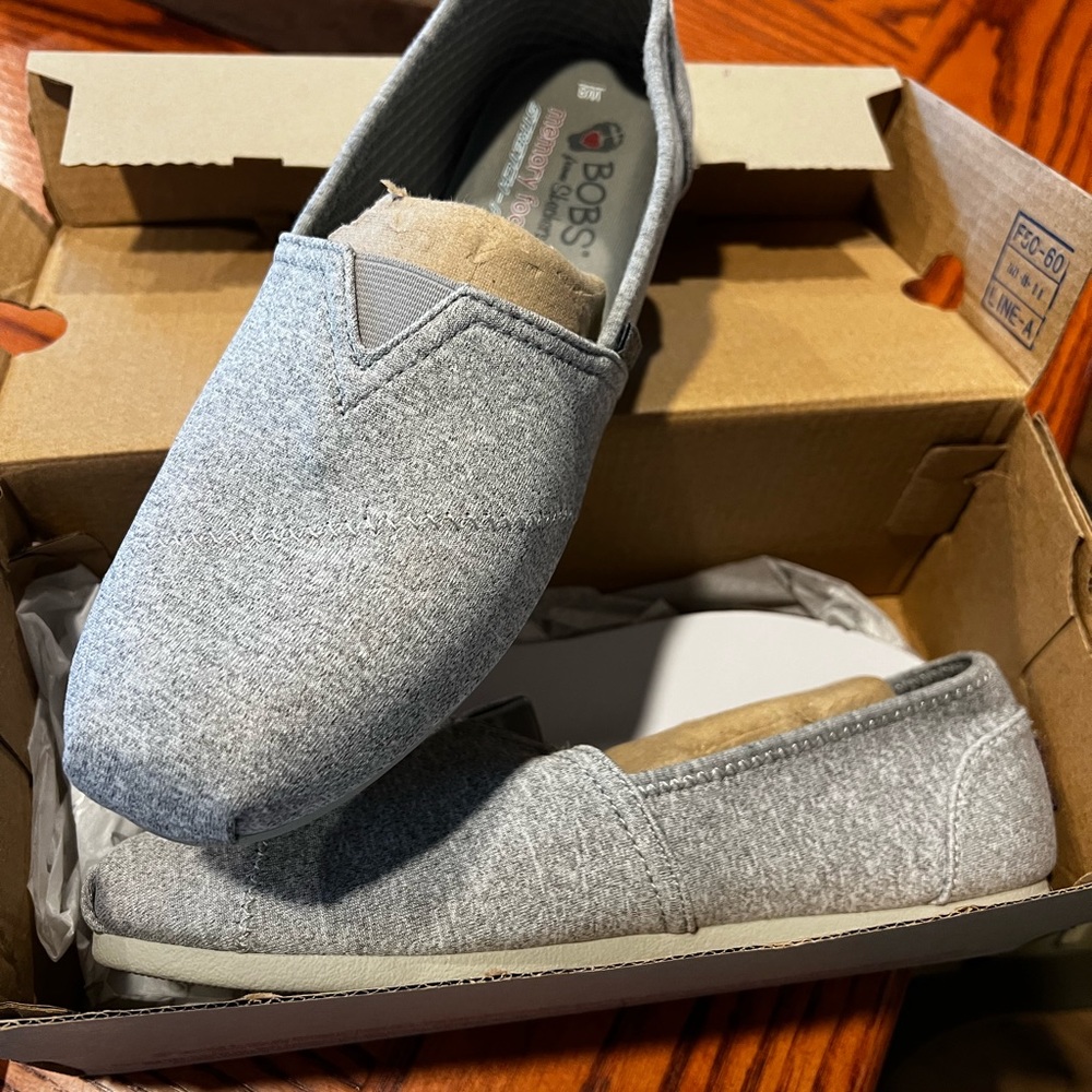 BOBS, Grey Womens Size 8